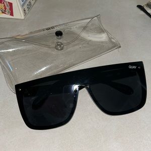 Quay Australia Desi Perkins Jaded Like New Sunglasses-all black